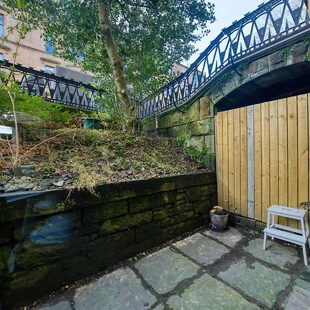 Stylish 3-Bedroom Apartment In Central Glasgow Exterior photo